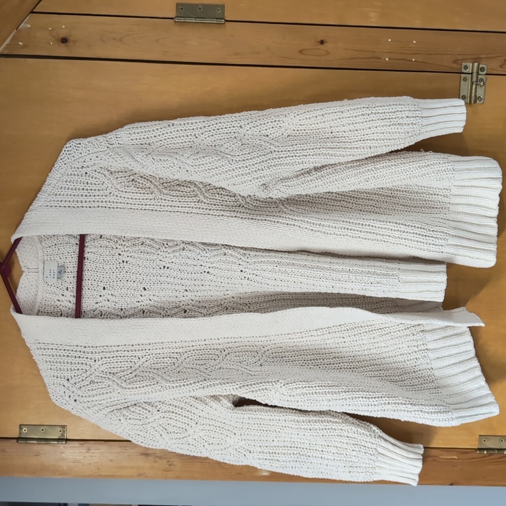 Off white Cardigan